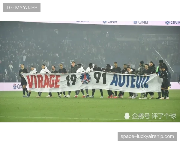 历史回顾:追溯2010年代“两翼齐飞”战术在当今足坛的演变与生存现状